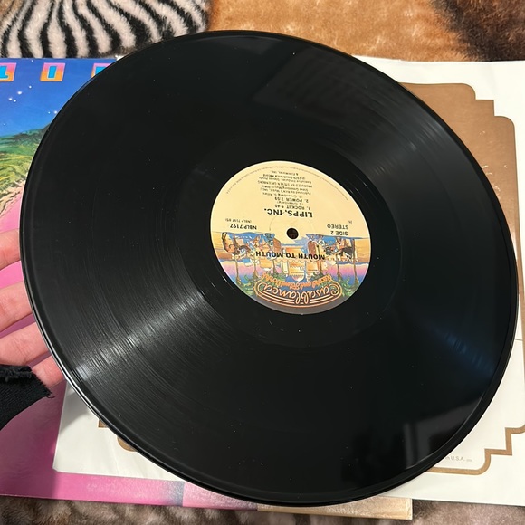 Vintage 80s Lips Inc Vinyl Record - Picture 8 of 8